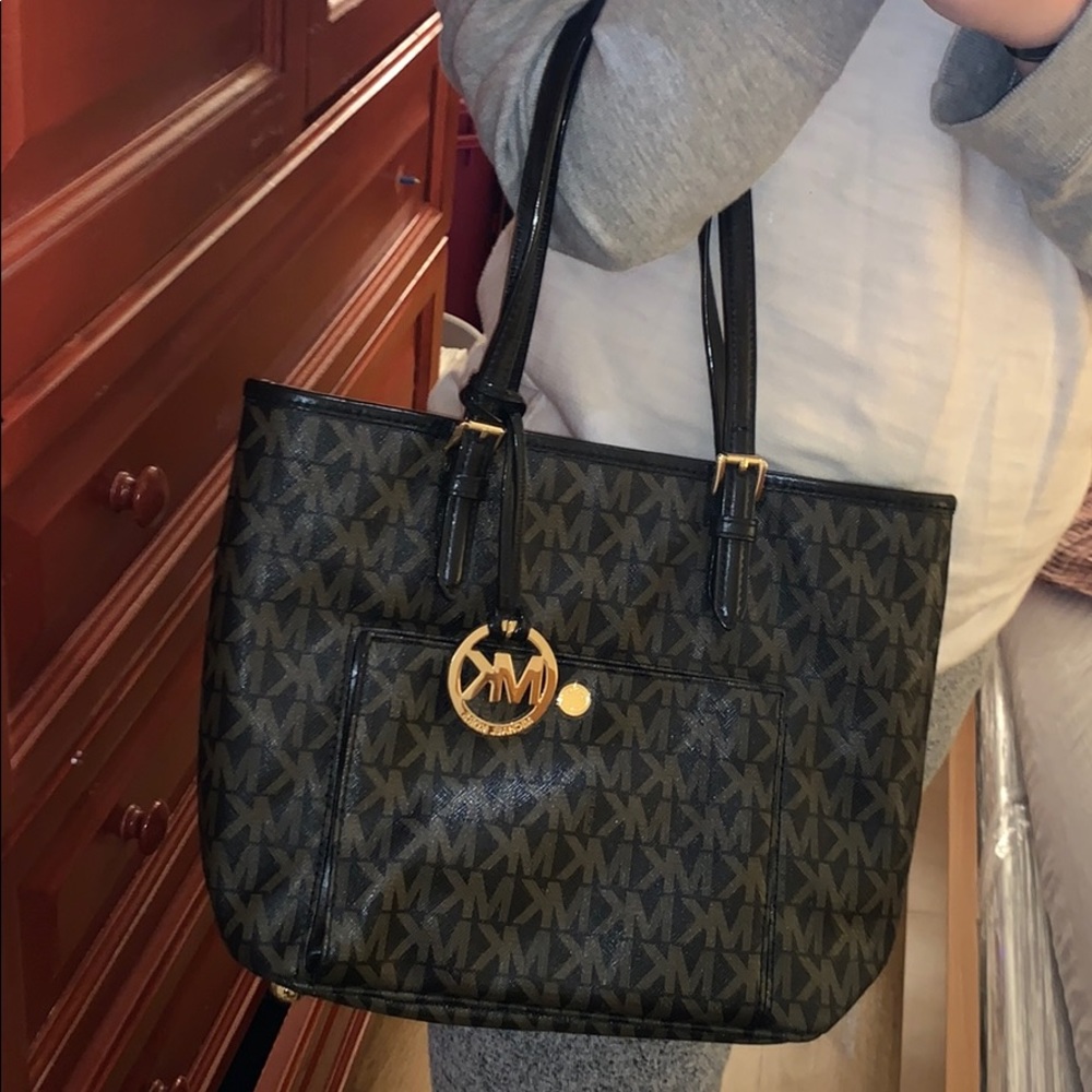 Brown/black michael kors handbag